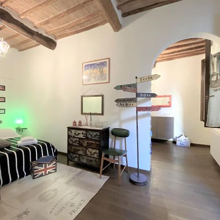 Il Mondo Di Claire - Cozy And Charm Сиена Екстериор снимка